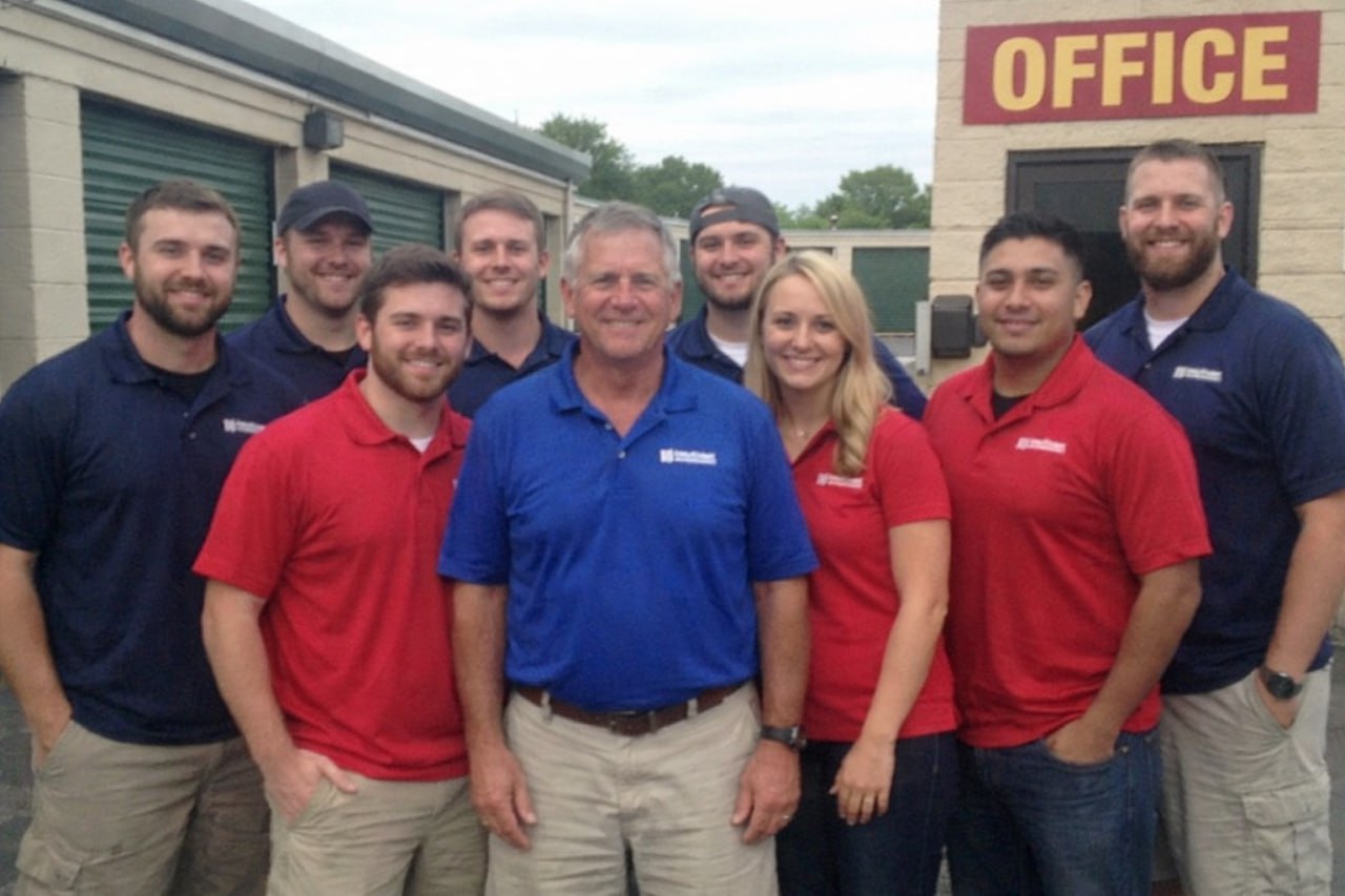 Water damage restoration professionals in Orland Park, IL